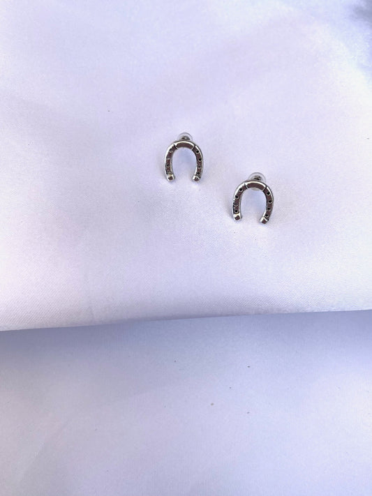Horseshoe Studs