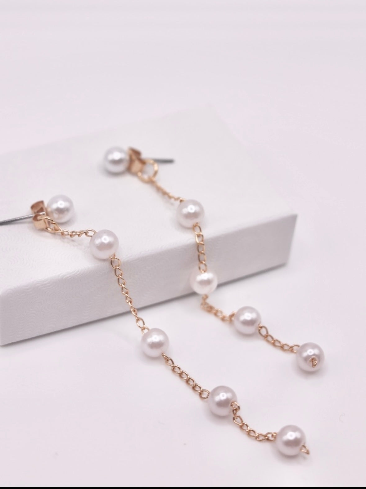 Drop Pearl Earrings