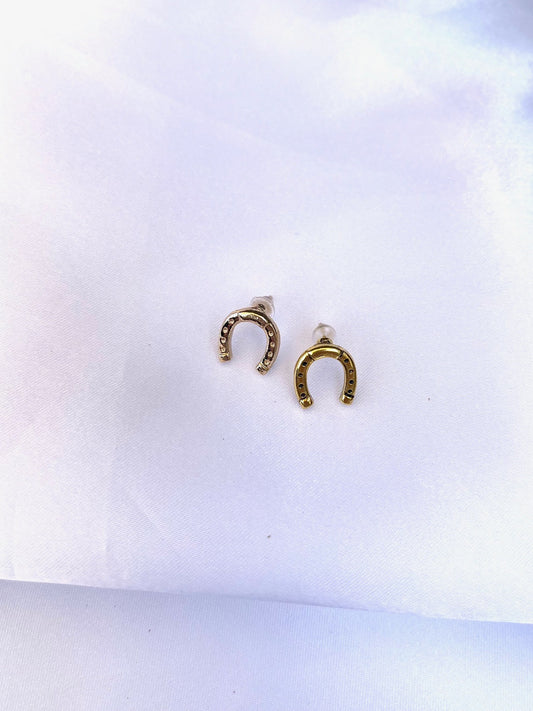 Horseshoe Studs
