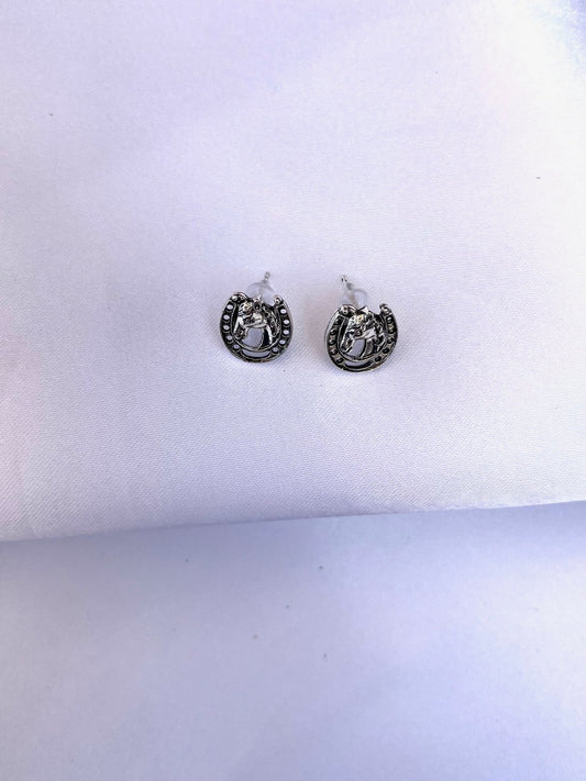 Lucky Steed Studs