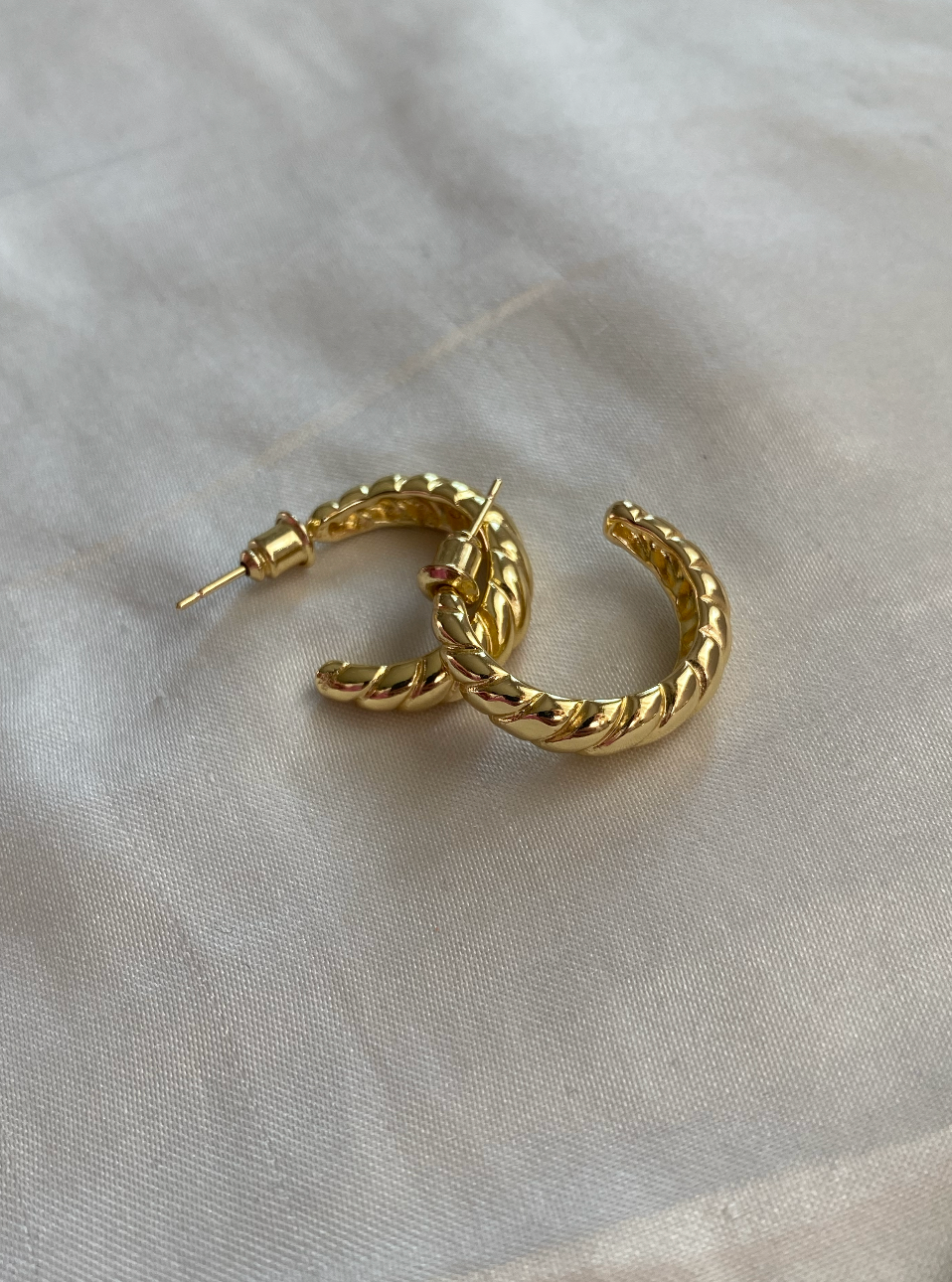 14k Baguette Hoops