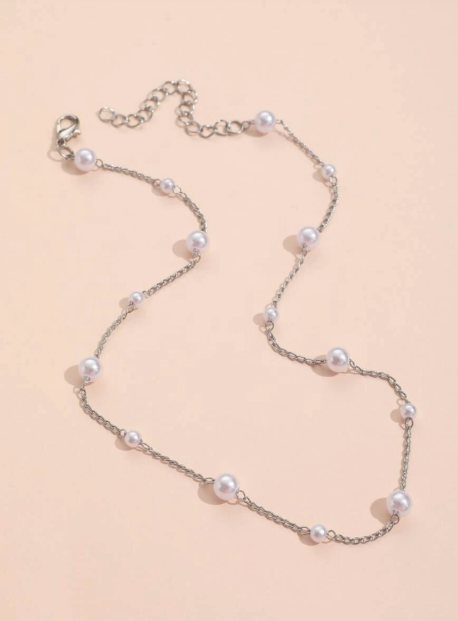 Sarah Pearl Necklace